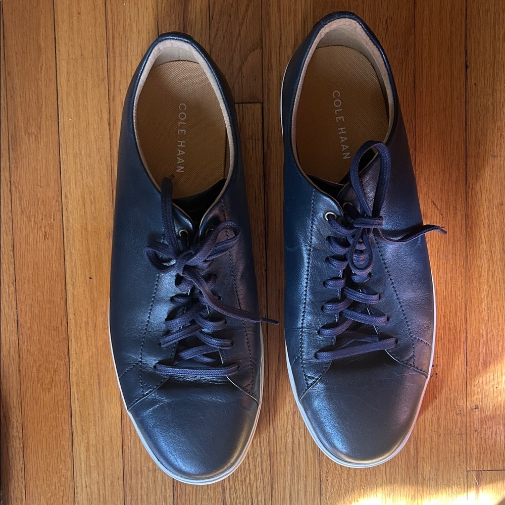 Cole Haan Men's very dark Navy Blue Leather Sneakers size 12 M GOOD Condition